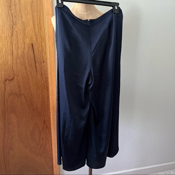 EXPRESS FASHION STAR sz 0 Navy Blue Wide Leg Pants Shortened Inseam - Picture 2 of 5